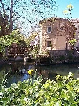 ***  Hotel Bastide Rose à Le Thor France