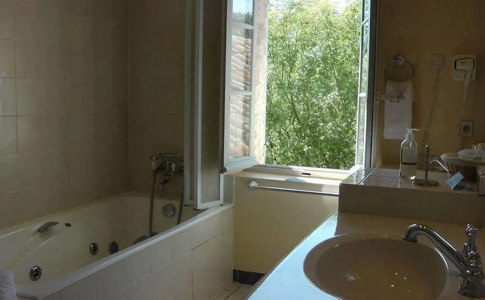 Bastide Rose Hotel Le Thor 3*,  France